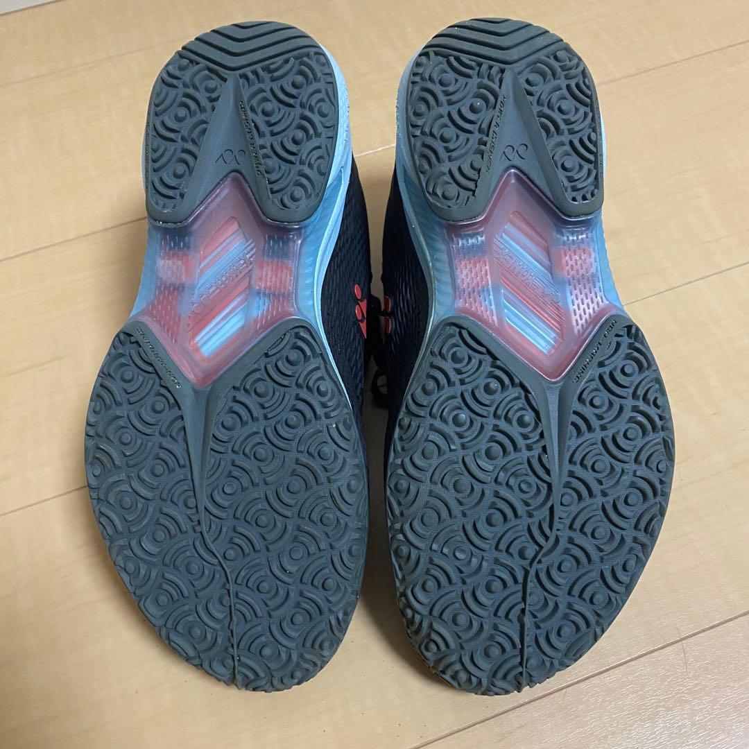 ［箱付き］YONEX テニスシューズ【24.5cm】