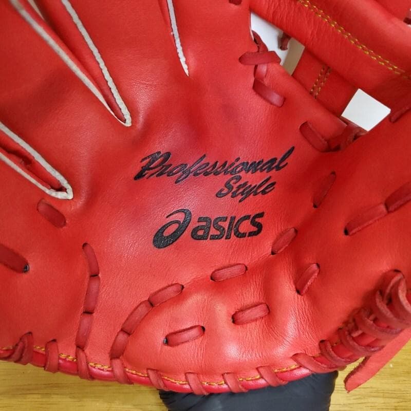 アシックス 田中広輔モデル 広島カープ 左投げ用 良品 児童用 軟式グローブ