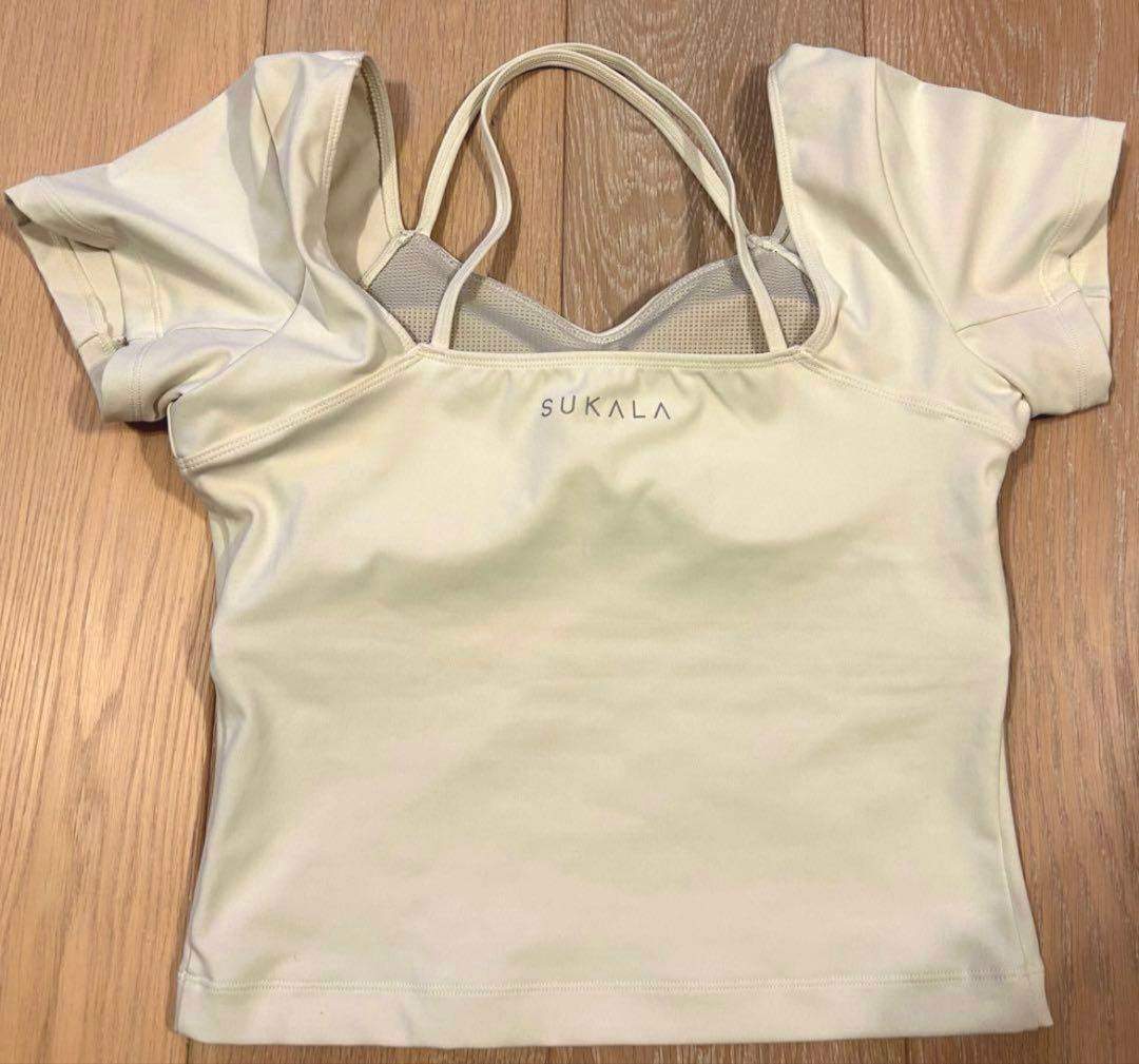 SUKALA スカーラ　カップ付きオープンネックTee アイボリー　Lサイズ