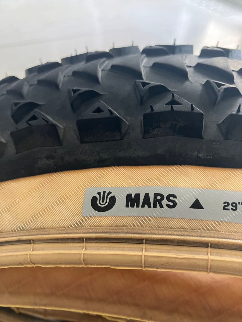 【中古】2本組 ULTRADYNAMICO Mars JFF 29“×2.2??