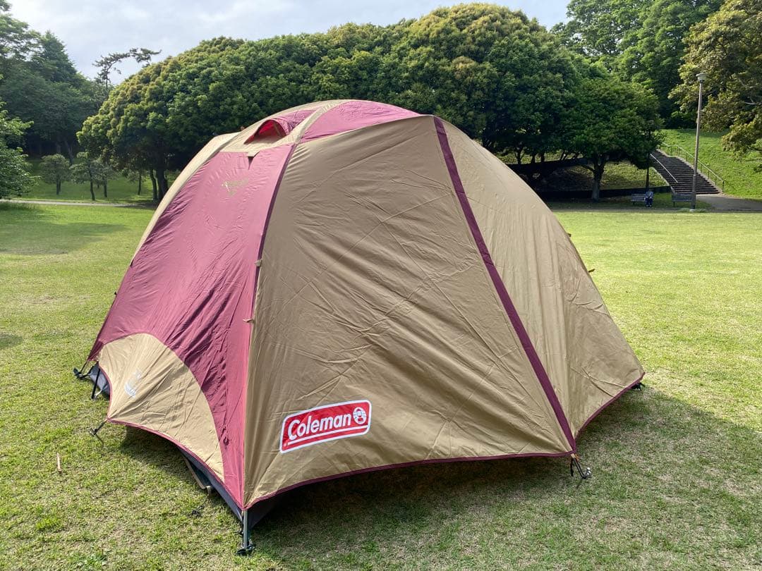 Coleman キャンプテント ドーム型 赤・ベージュ