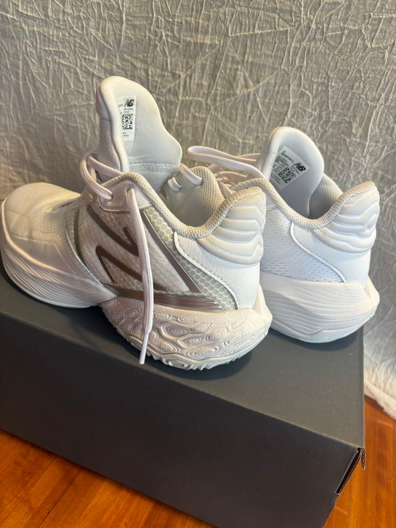 【New Balance 860v11 24.5cm】バスケットボールシューズ