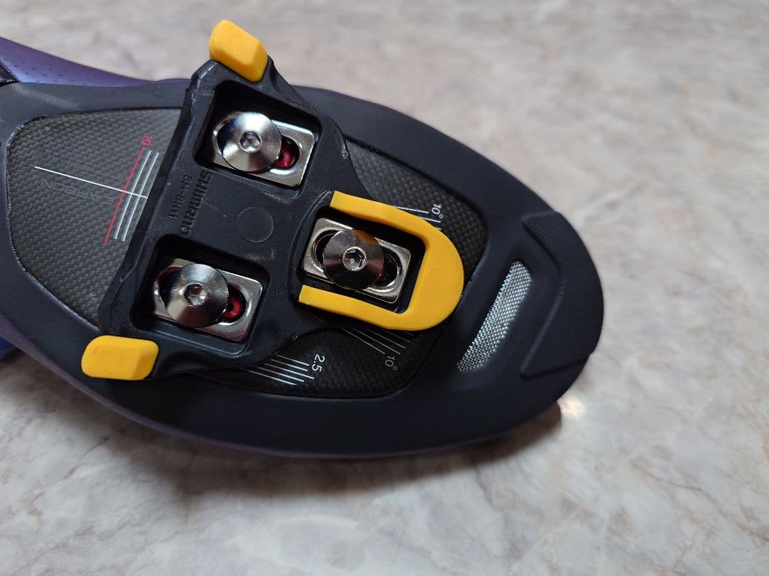 【未使用】シマノRC9 S-PHYREオーロラ41 クリート+インソール付き