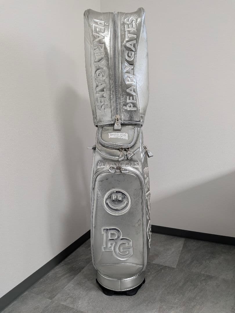 PEARLY GATES メタリックシルバーゴルフバッグ