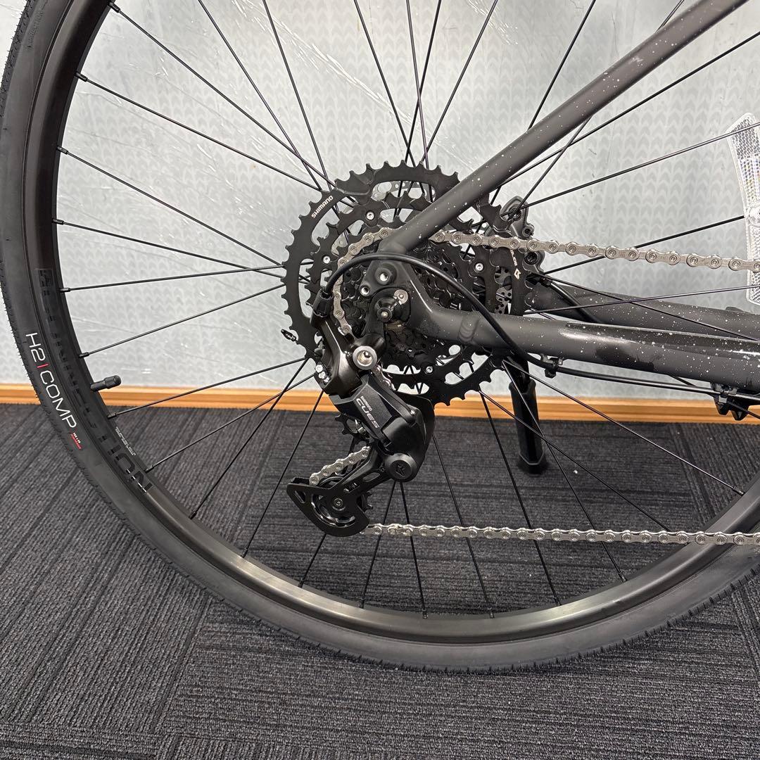 TREK クロスバイク マットブラック FX2新車。
