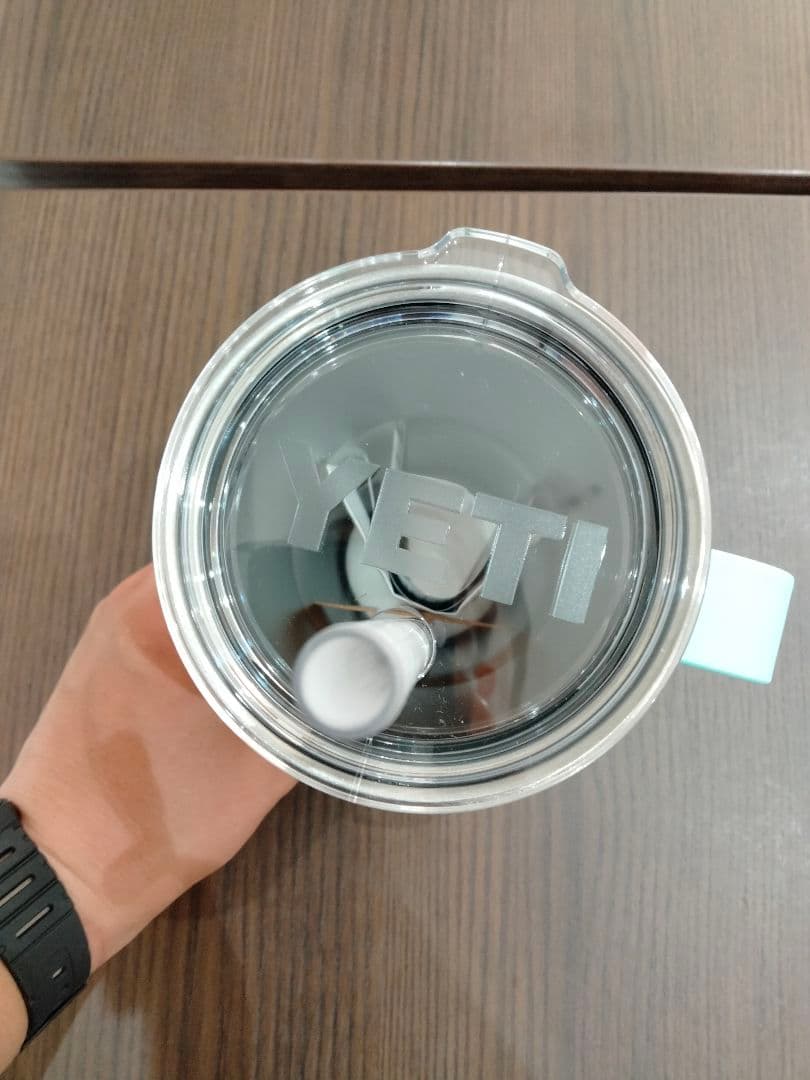 ☆YETI Rambler 25 oz☆ストロー付き ブラックマグ新品未使用品