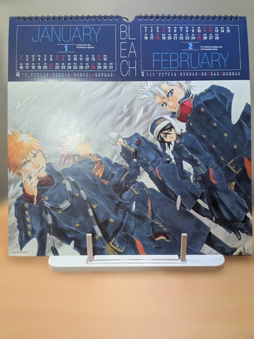 BLEACHのキャラクターが描かれた2007年のカレンダー。