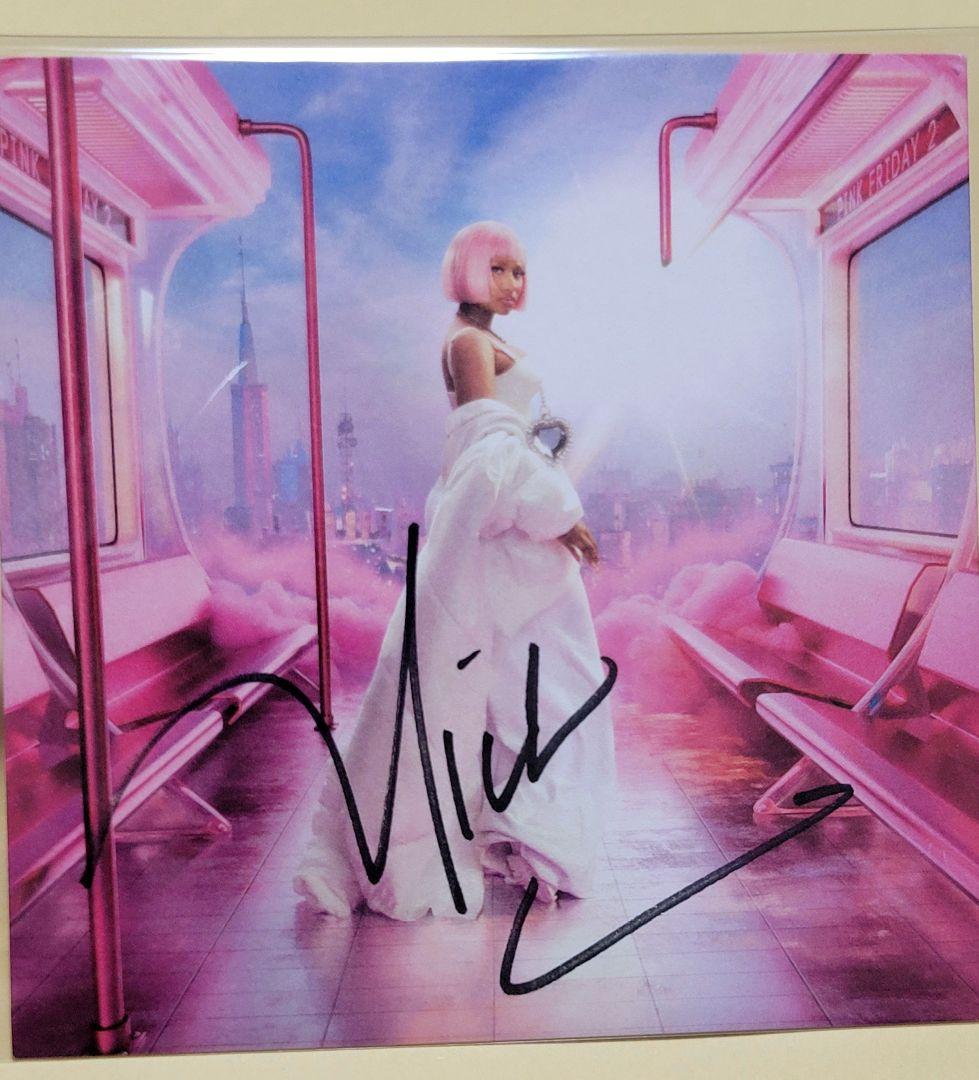 Nicki Minaj 直筆サイン入りアートカード