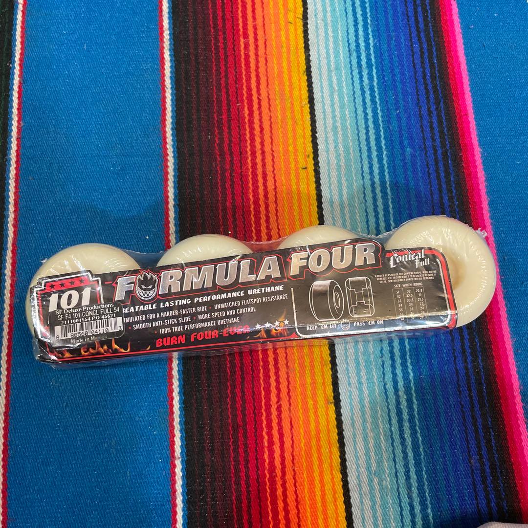 スピットファイアSpitfire Formula Four 54mm