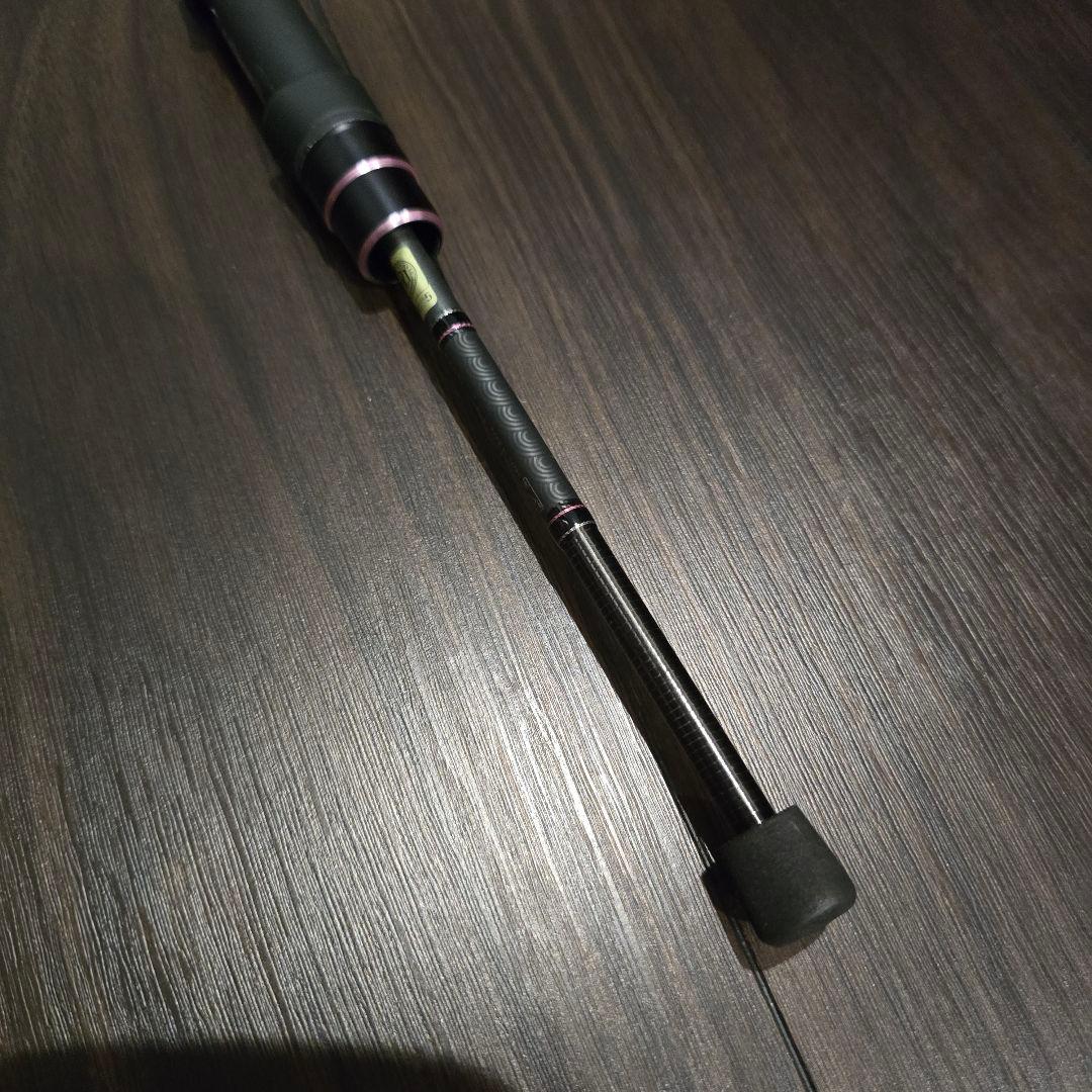 がまかつ LUXE 宵姫 華弐　S68FL-solid　美品