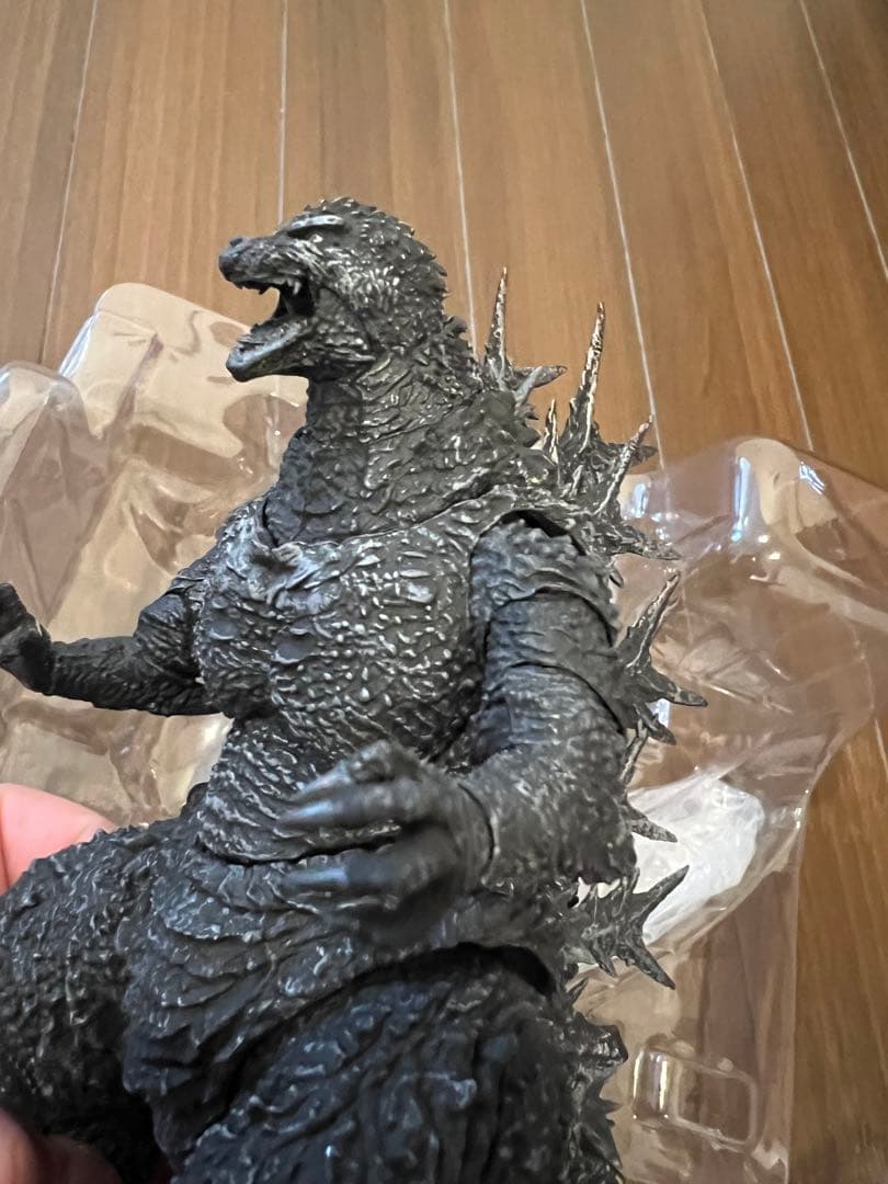 S.H.MonsterArts ゴジラ 2023 MINUS COLOR
