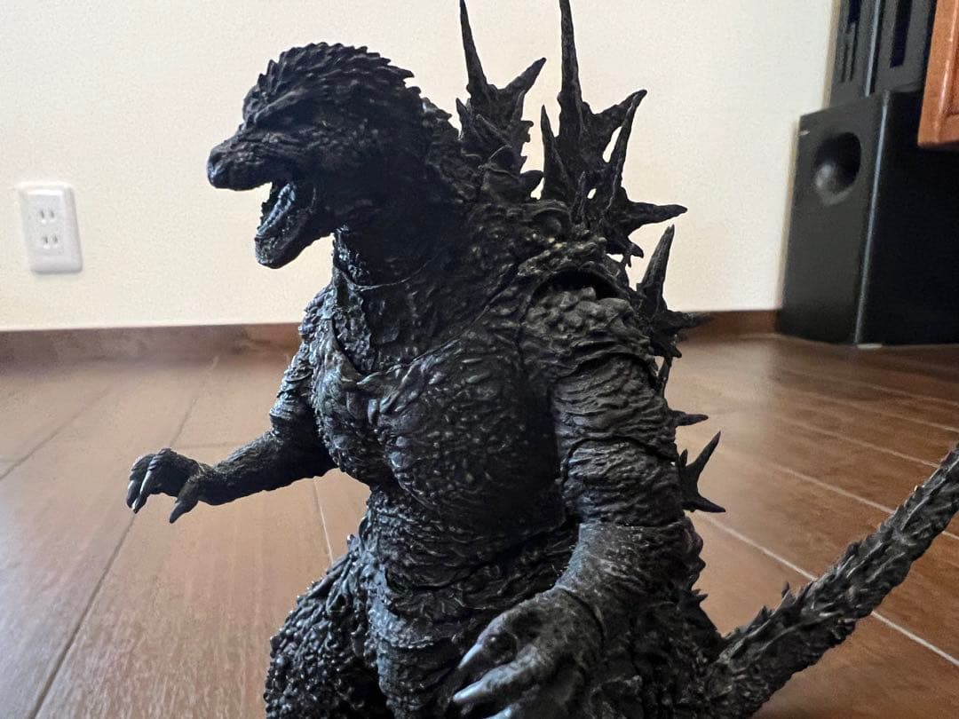 S.H.MonsterArts ゴジラ 2023 MINUS COLOR