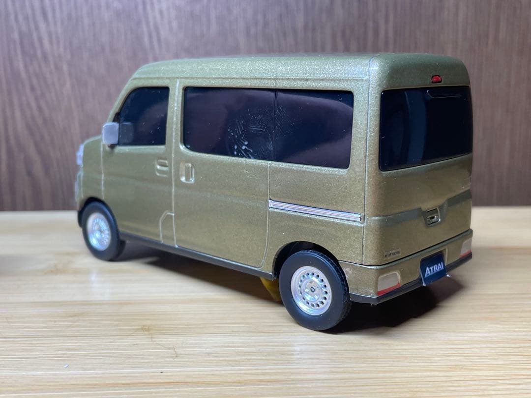 アトレー（ハイゼットカーゴ改）　オフビートカーキM ツルピカボディ　②