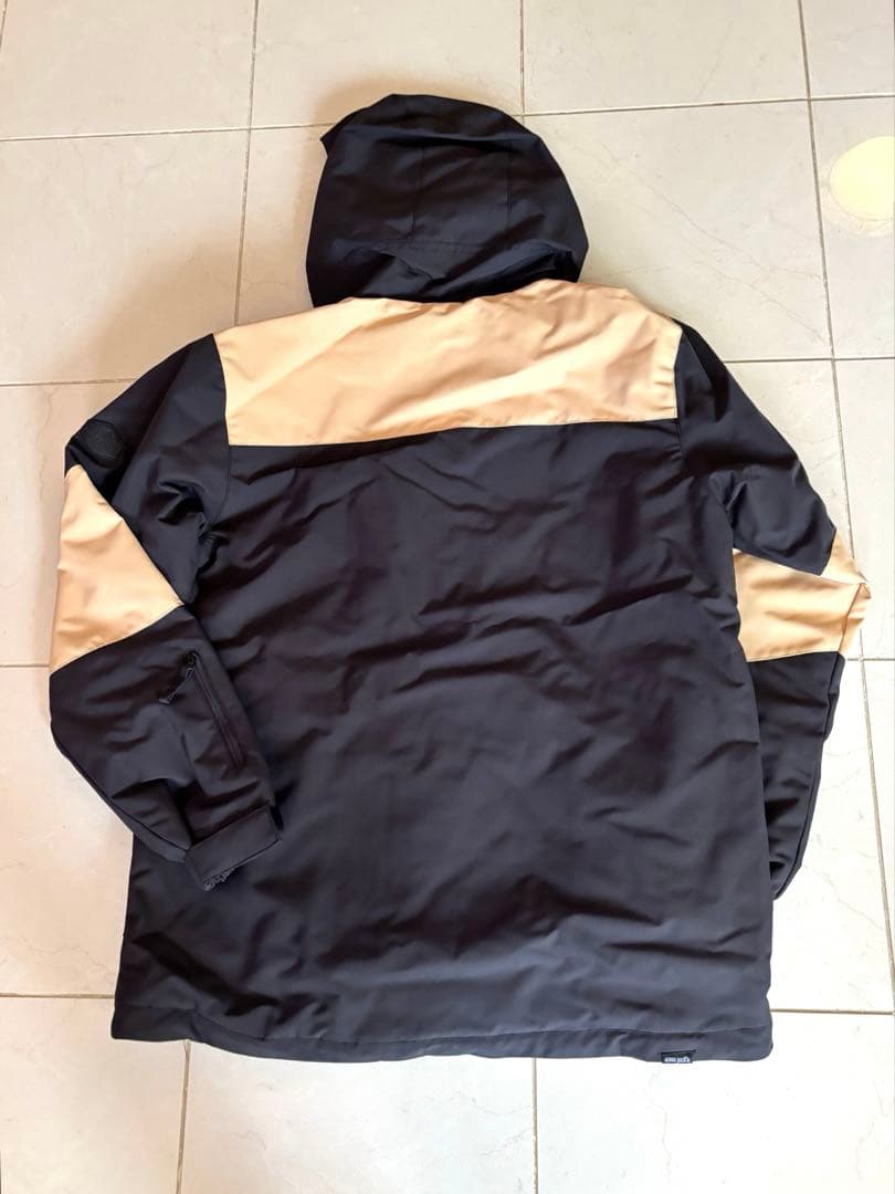 新品　OP スノーウエア　Mサイズ