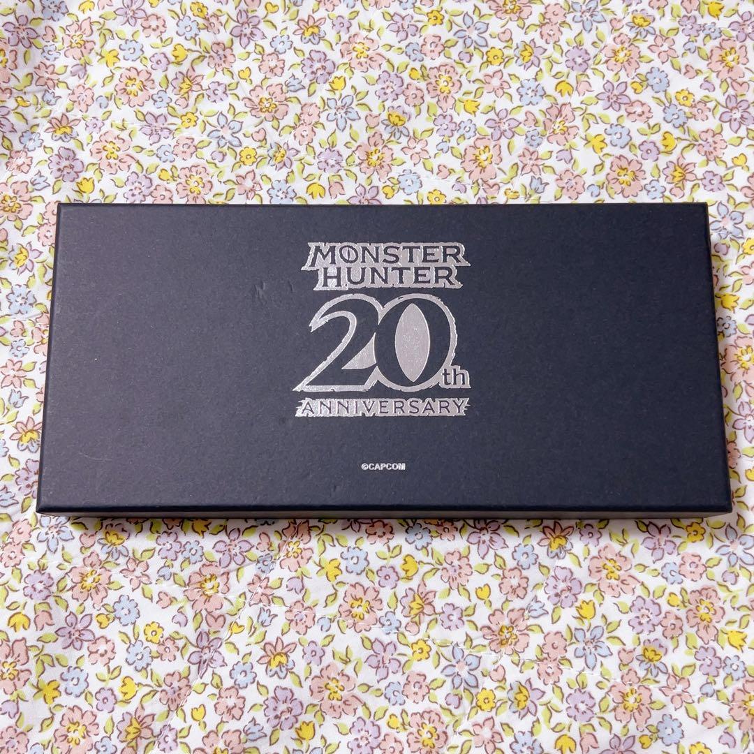 モンスターハンター カプコンカフェ 20周年記念 ピンズセット モンハン MH