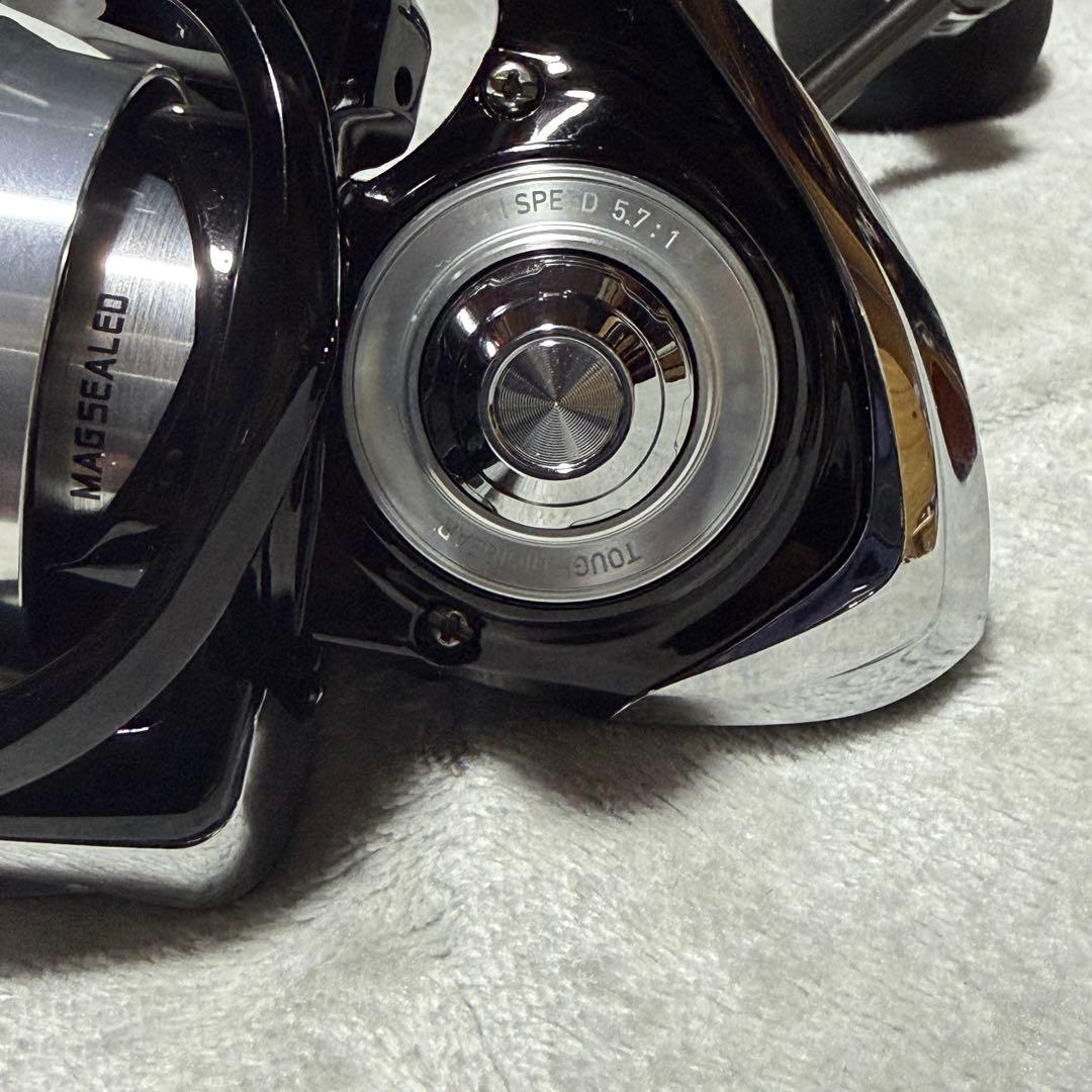 ダイワ19 LEXA (レグザ)LT6000D-H スピニングリール【超美品】