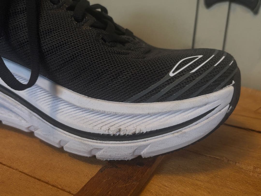 HOKA ランニングシューズ BONDI X 23cm