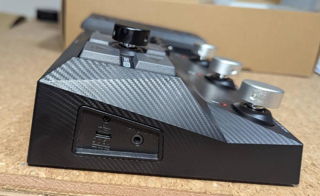 ZOOM G2X FOUR マルチエフェクター　+フットスイッチハット