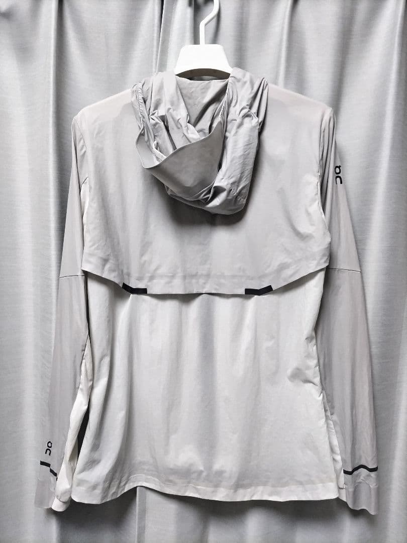 オン WEATHER JACKET　グレー×ホワイト レディース
