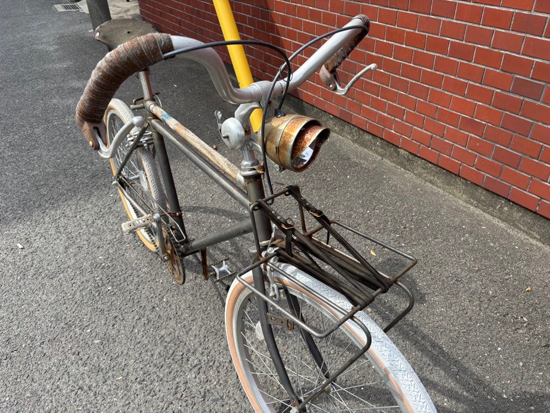 R45 レトロでヴィンテージな実用車BROOKS