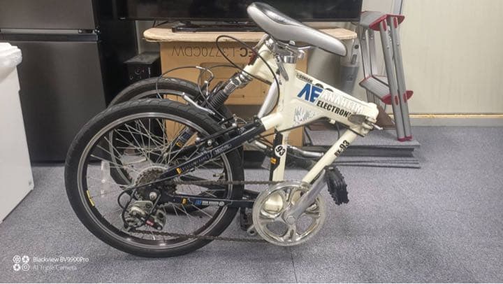 νガンダム AE-RX-93 アナハイム・エレクトロニクス　自転車