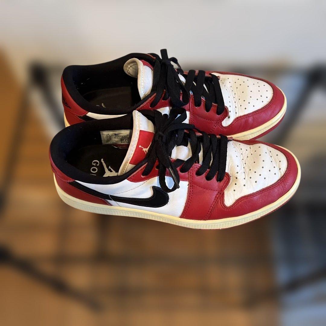 Nike Air Jordan 1 赤白黒 スニーカー