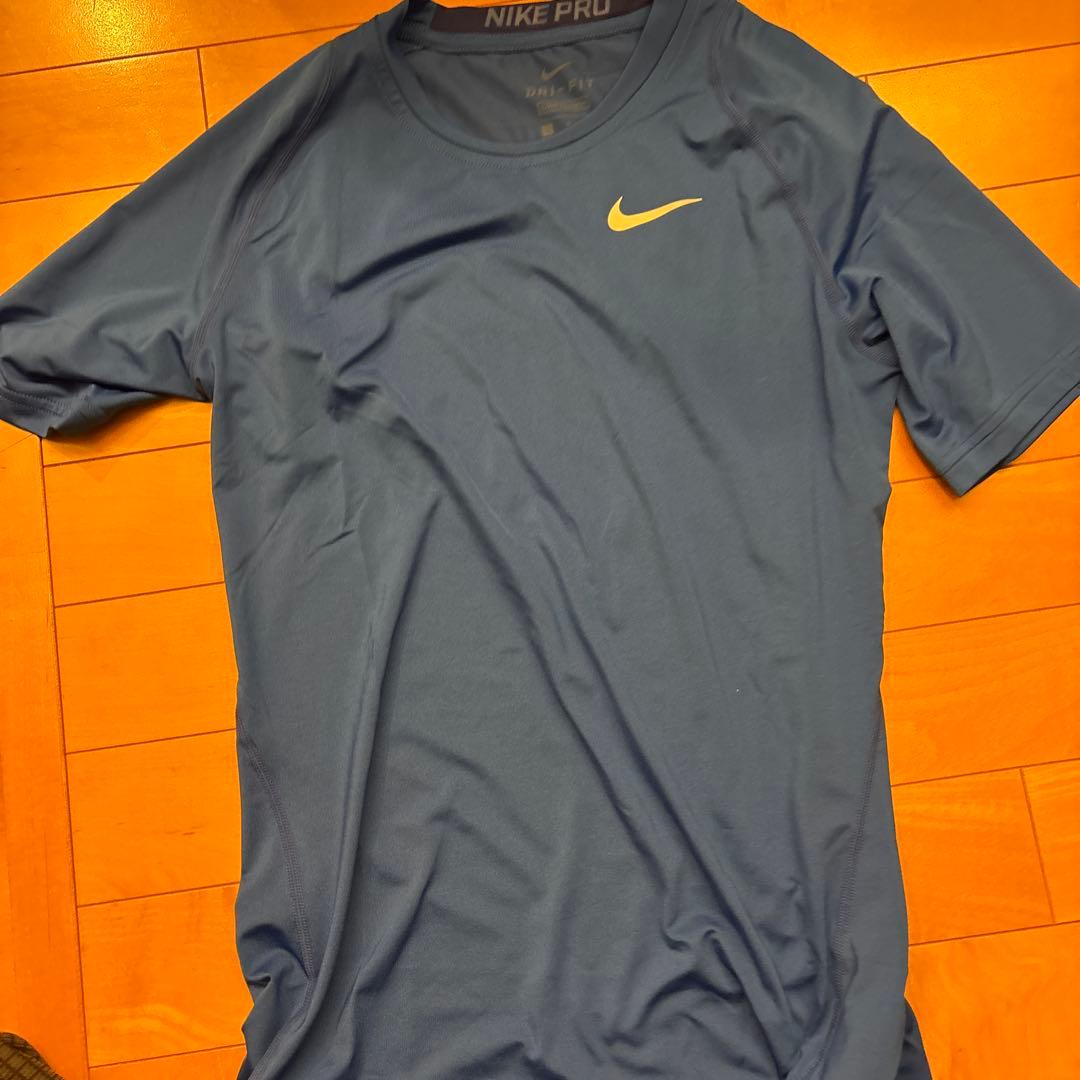 [早い者勝ち］Nike トレーニングシャツ L5点セット