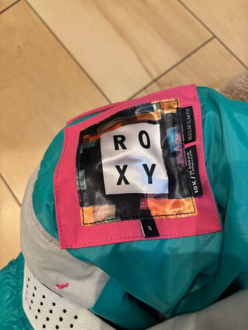 美品☆　ROXY上下セット　スノーボードウェア