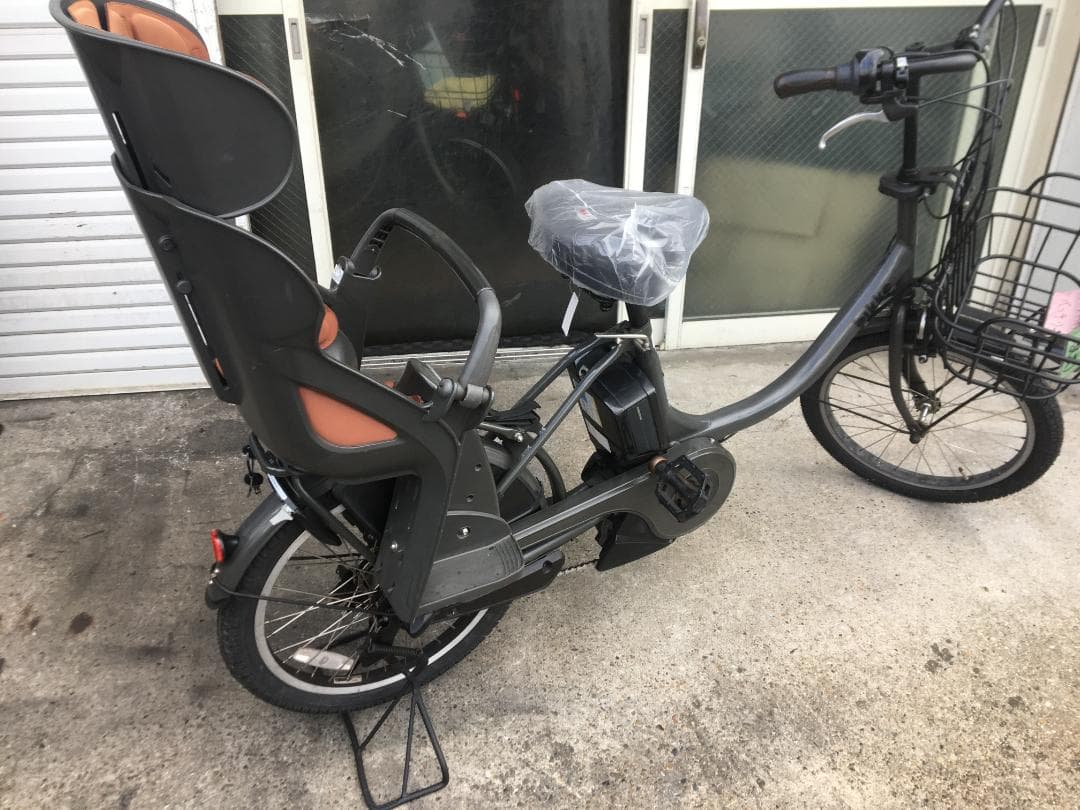 地域限定送料無料　ビッケ　15,4AH　子供乗せ　黒系　神戸市　電動自転車