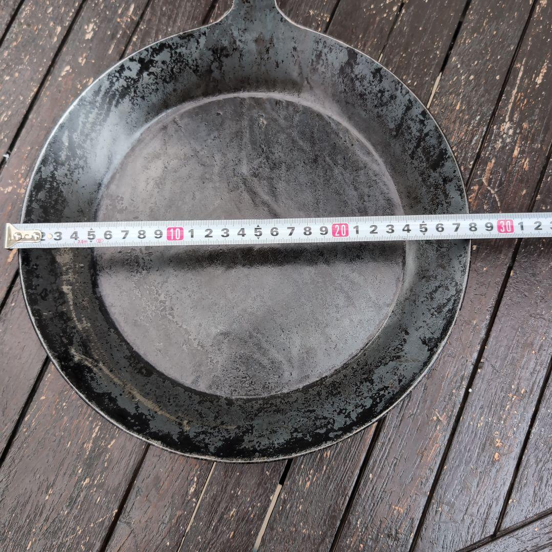 アウトドア 鉄製フライパン 28cm