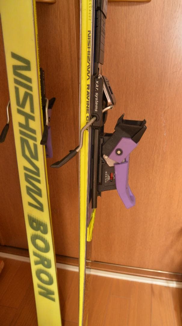 NISIZAWAスキーデモンストレーターゴールド