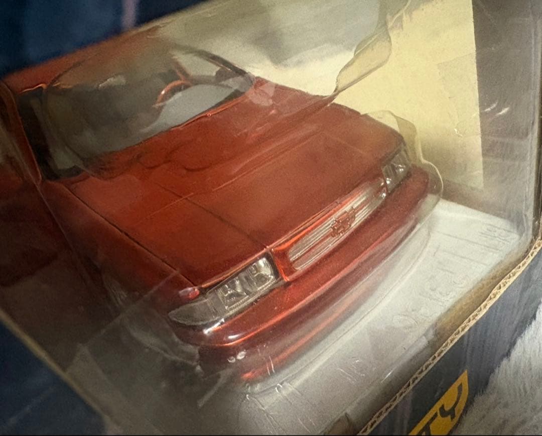 ミニカー DUB CITY 1996 CHEVY IMPALA SS