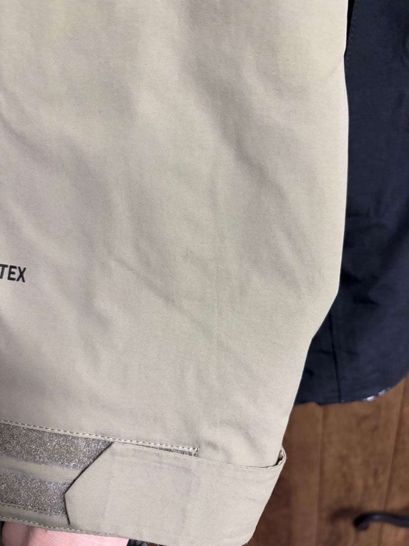 VOLCOM スノーボードウェア（上下セット）　GORE-TEX ゴアテックス
