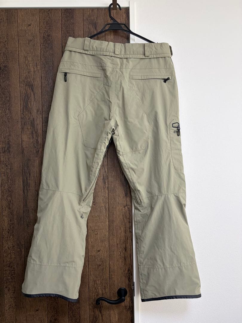 VOLCOM スノーボードウェア（上下セット）　GORE-TEX ゴアテックス