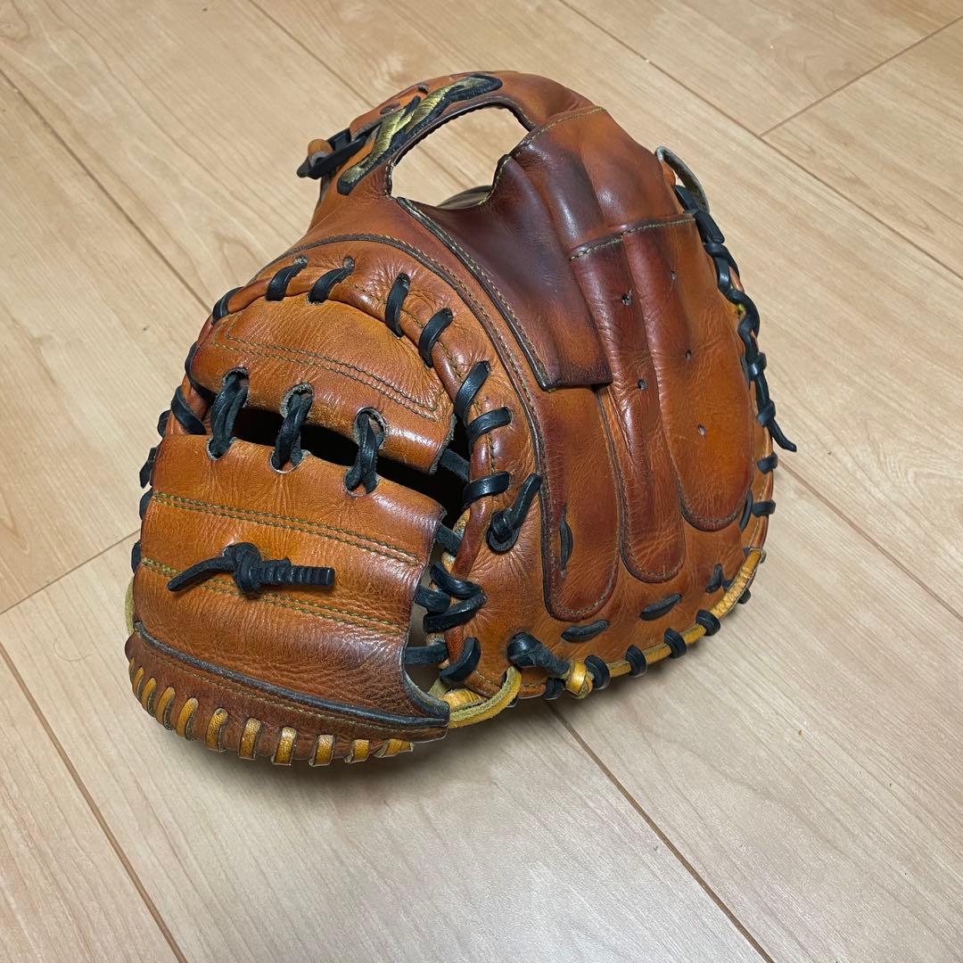 ハタケヤマ　硬式　キャッチャーミット 型付け済　即戦力