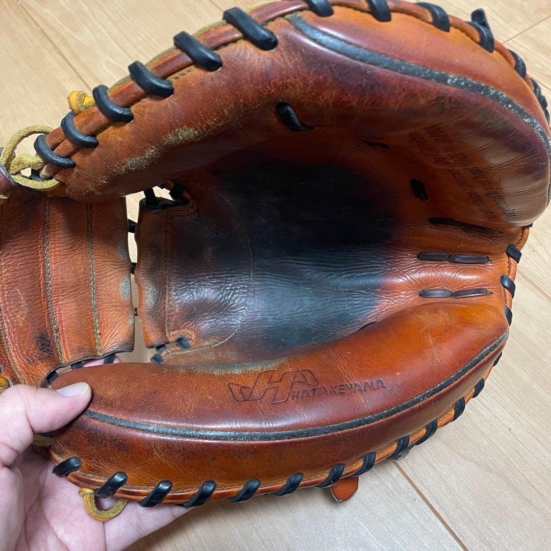 ハタケヤマ　硬式　キャッチャーミット 型付け済　即戦力