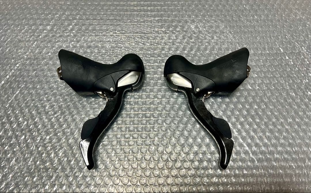 美品 シマノ ULTEGRA ST-6700 STIレバー 2×10 左右セット