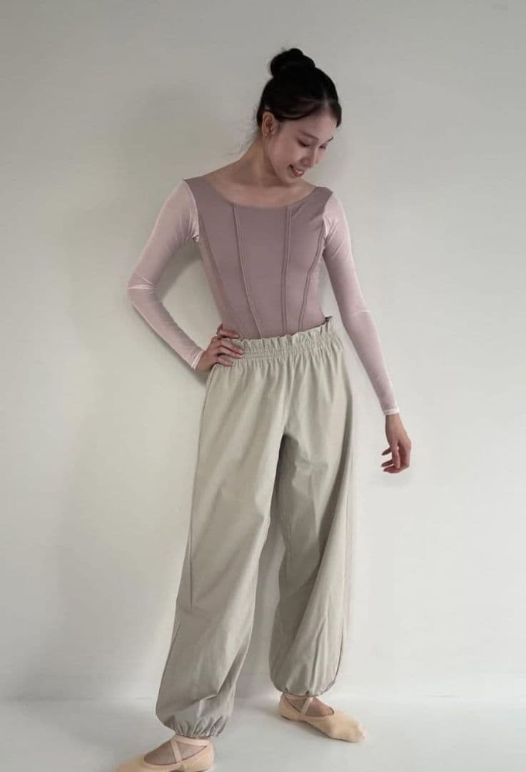 新品Retune.warm up pants gray　スティナ stina