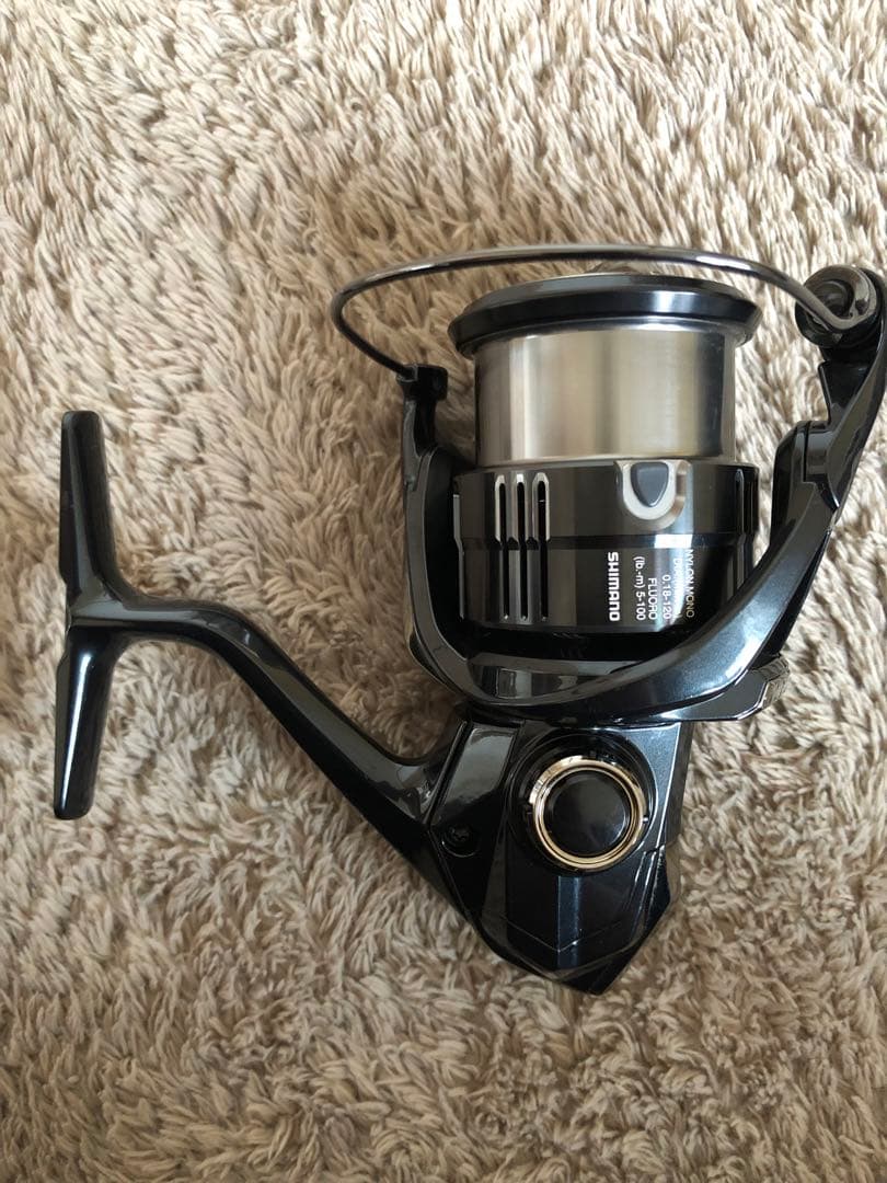 美品　シマノ 19 ヴァンキッシュ　2500S 機関良好