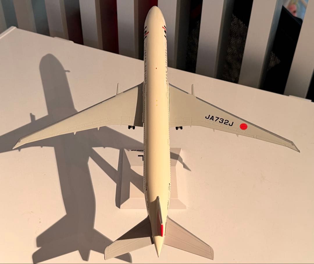 JAL BOEING 777-300ER 飛行機模型 1:200 JA732J