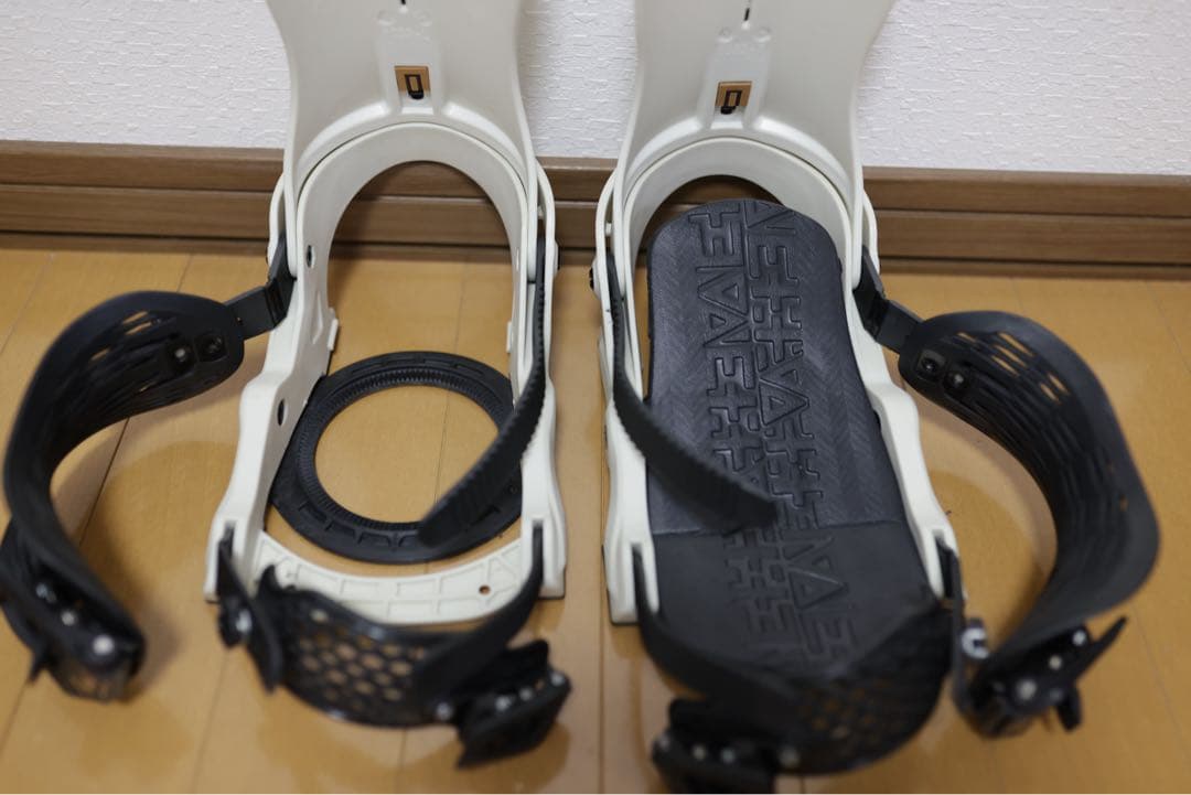 Now bindings Vetta スノーボードバインディング