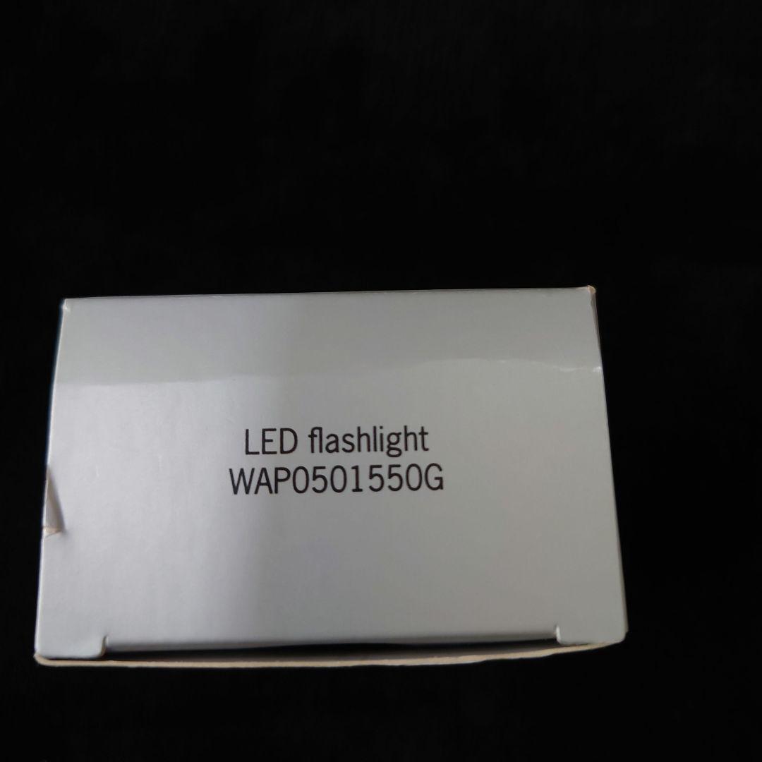 新品未使用 porsche ポルシェ 純正 LEDフラッシュライト　携帯　車載