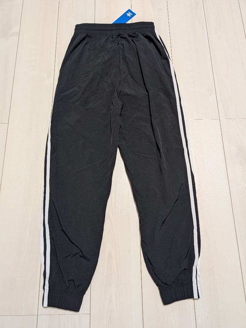 スリーストライプス ルーズカフパンツ adidas Originals