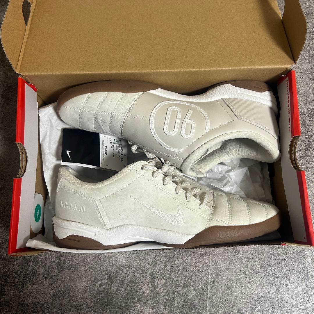 未使用⭐︎NIKE ナイキ トータル90 ホワイト×ベージュ 27センチ