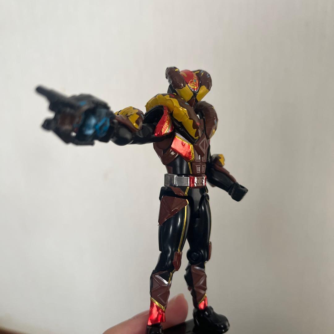 装動ガヴ 仮面ライダーヴァレン3フォームセット 仮面ライダーガヴ