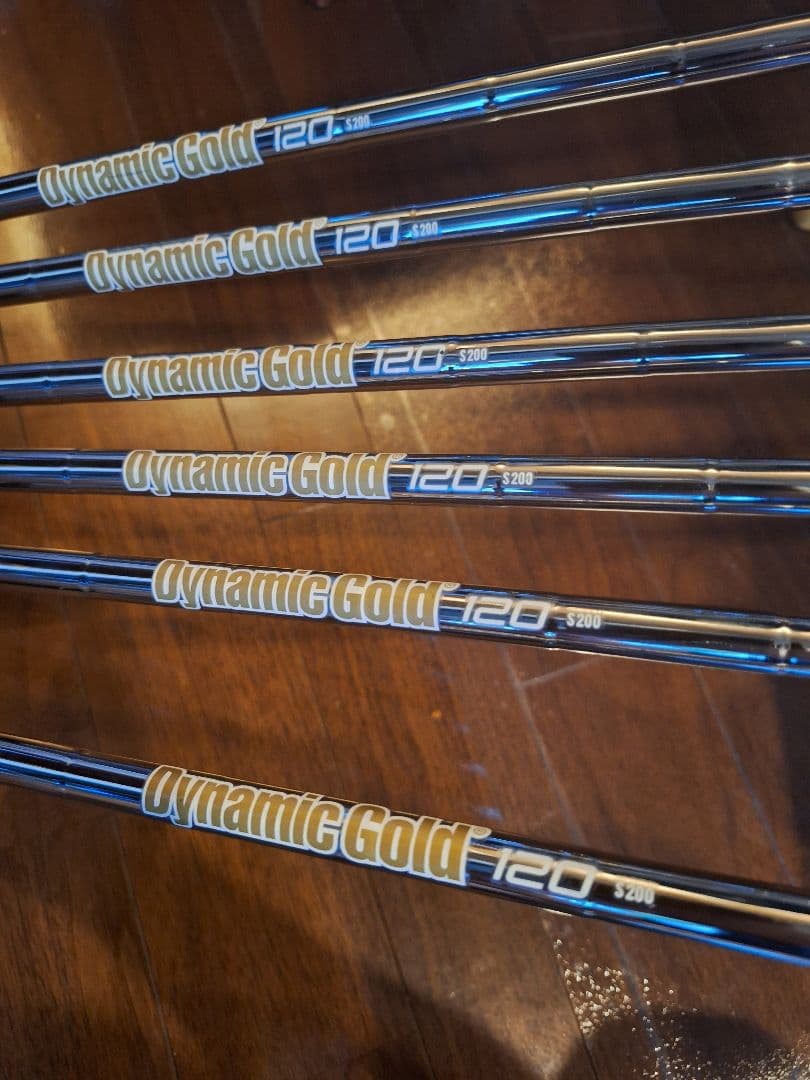 Titleist T200 Dynamic Gold 120 6本セット