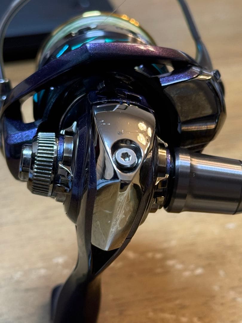DAIWA エメラルダス　MX2508PE スピニングリール