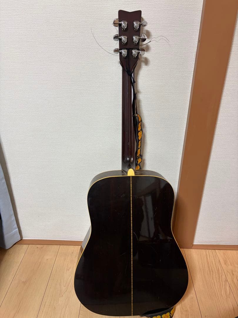 Yamaha アコースティックギター ドレッドノート ハードケース付き