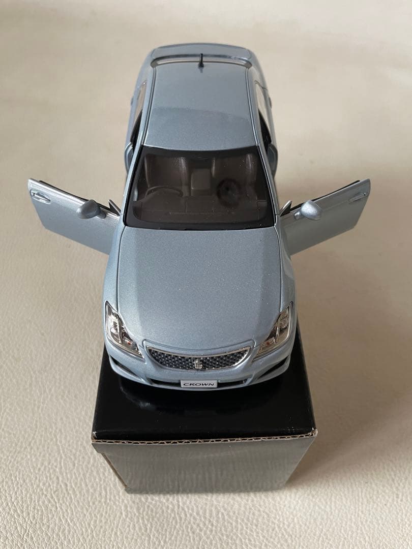 めいてつ2000系 トヨタ クラウン 色見本 S20# ⑧ 8U8