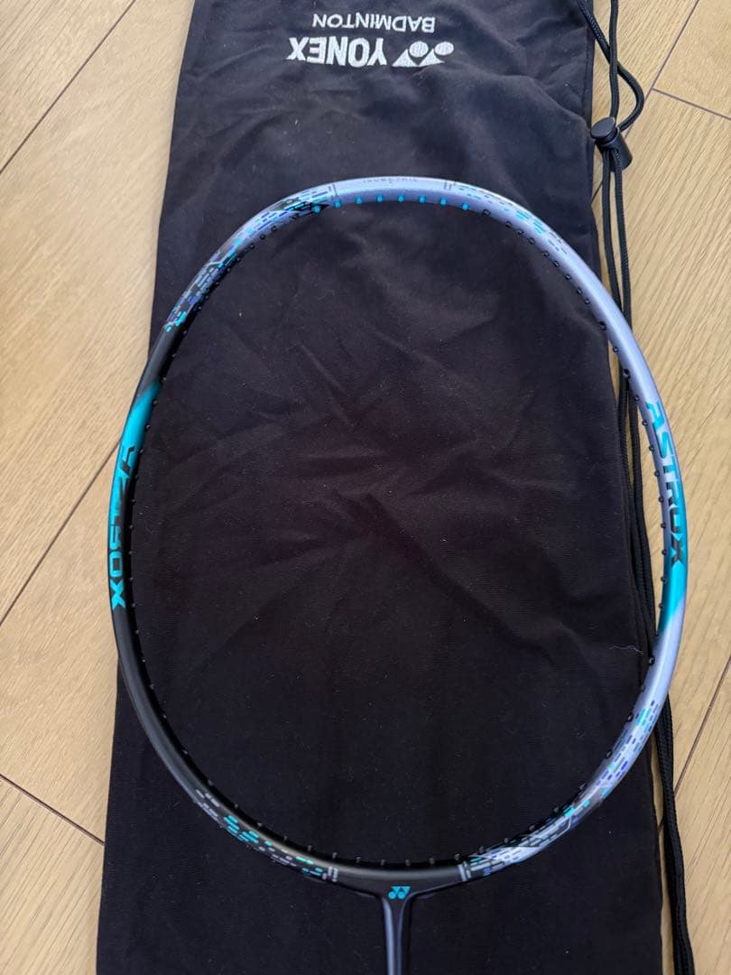 超美品‼️ YONEX アストロクス88Dプロ 4UG5